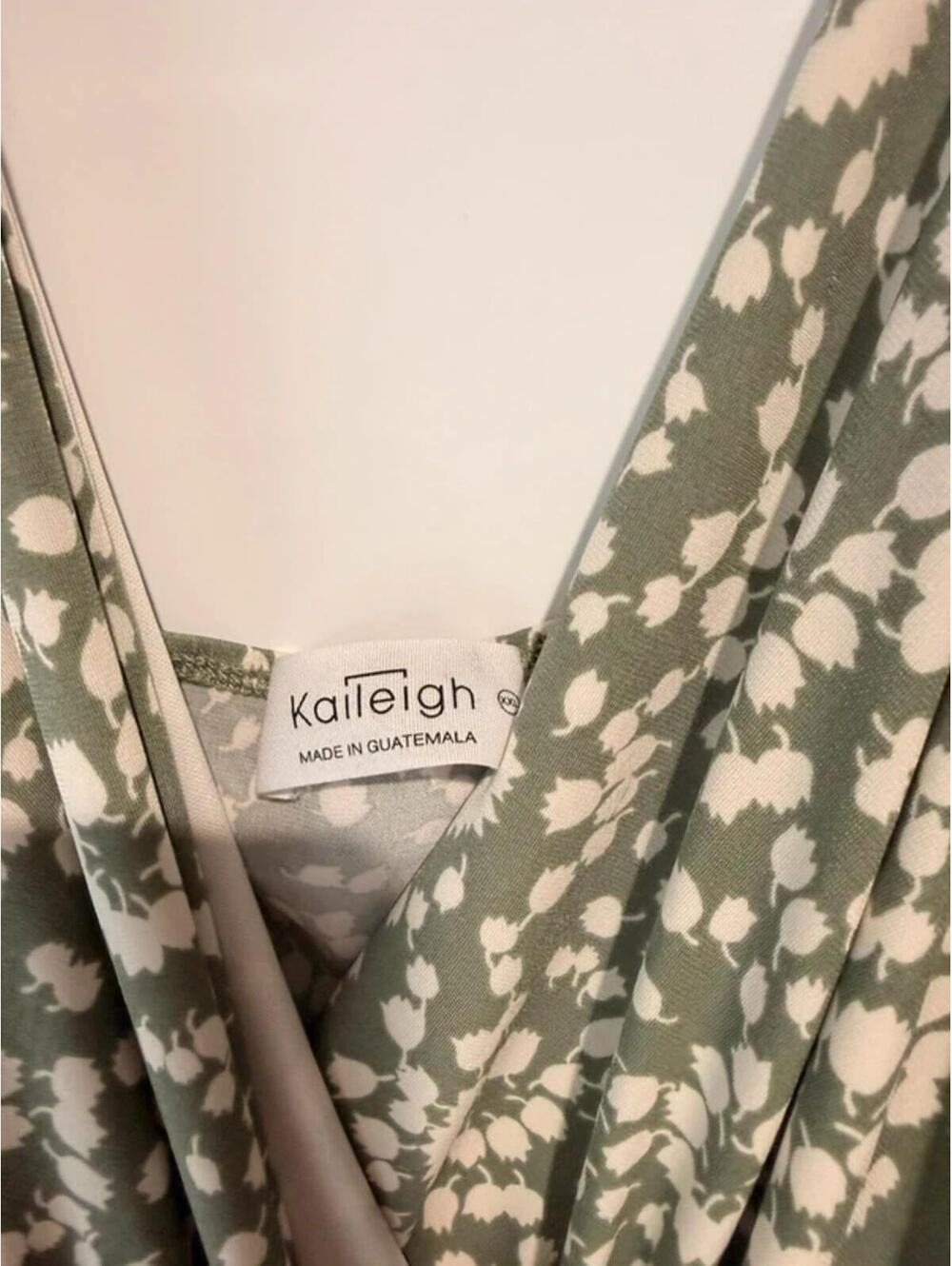 Kaileigh Sage Green Floral Jumpsuit XL Wide Leg Boho Tie Waist Romper - Picture 3 of 4